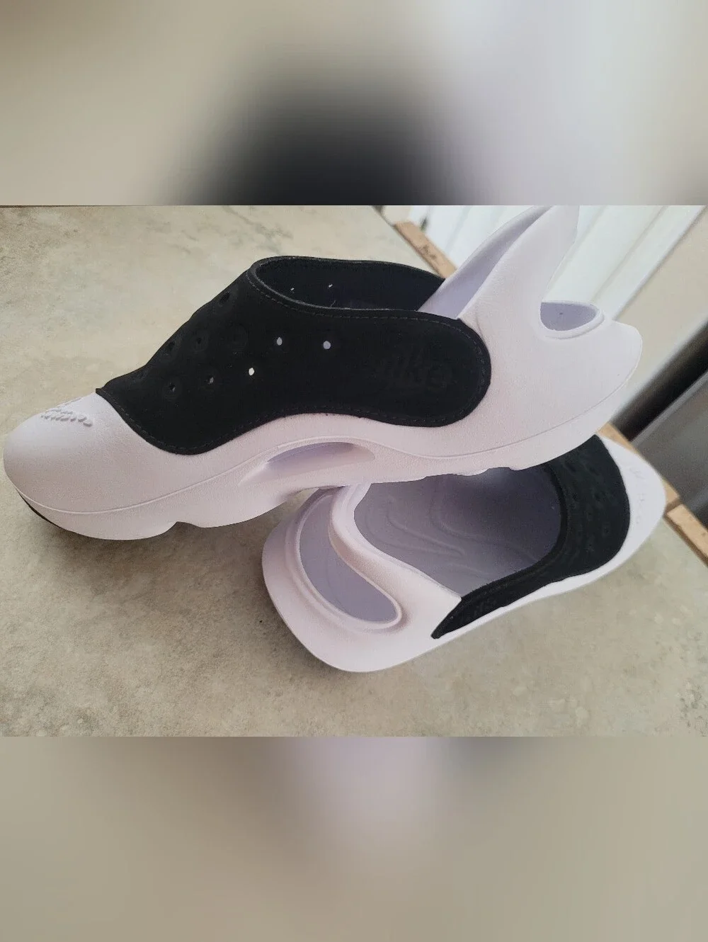 Nike Aqua Swoosh